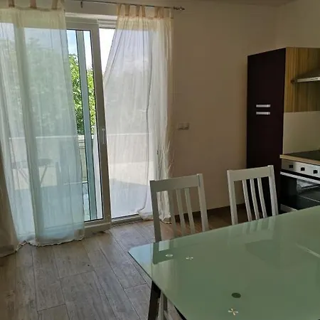 Tea Apartmán Murter
